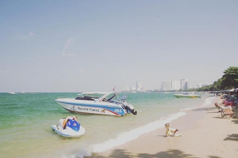 Studio Room Seaview Jomtien Esterno foto