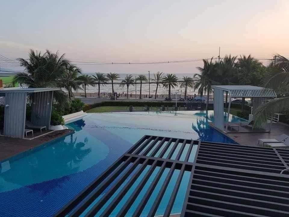 Studio Room Seaview Jomtien Esterno foto