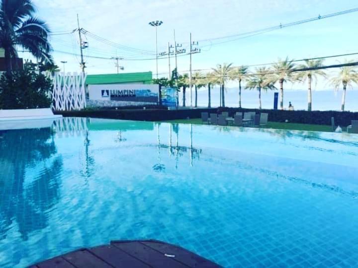Studio Room Seaview Jomtien Esterno foto