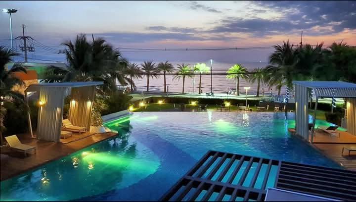 Studio Room Seaview Jomtien Esterno foto